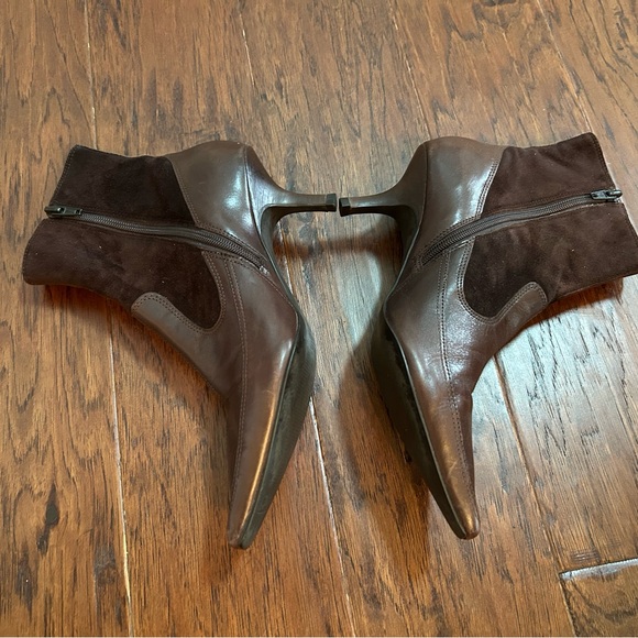 Brown Leather Boots - Picture 6 of 8